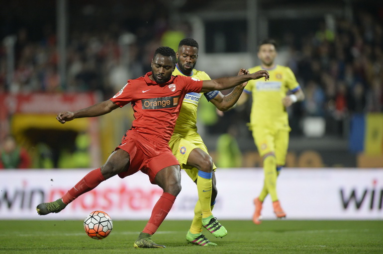 Poze Dinamo București - Fotbal Club FCSB