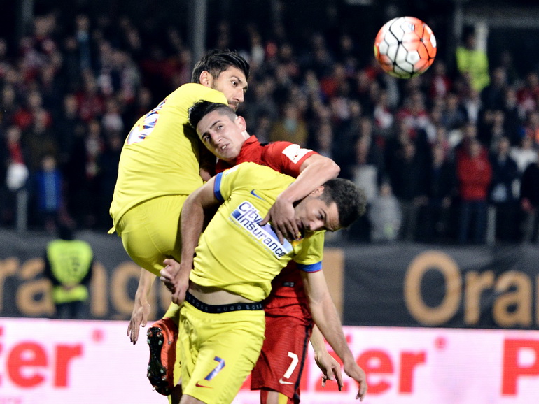 Poze Dinamo București - Fotbal Club FCSB