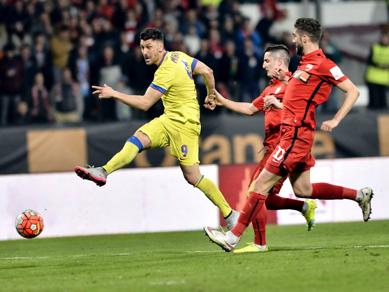 Poze Dinamo București - Fotbal Club FCSB