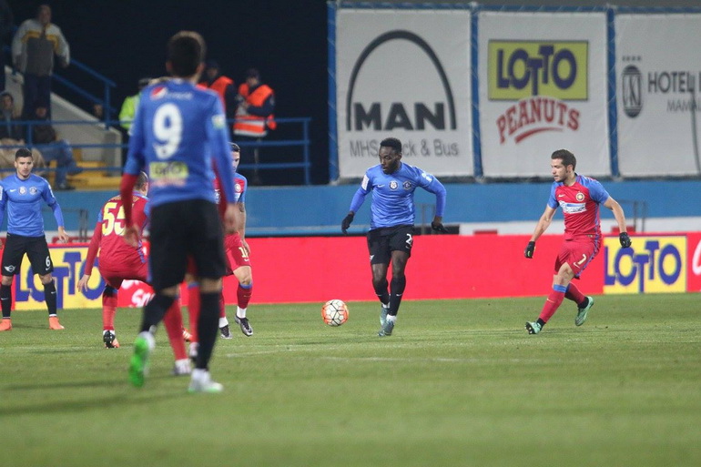 Poze FC Viitorul - Fotbal Club FCSB