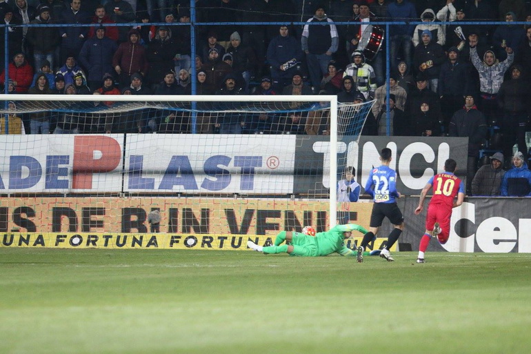 Poze FC Viitorul - Fotbal Club FCSB