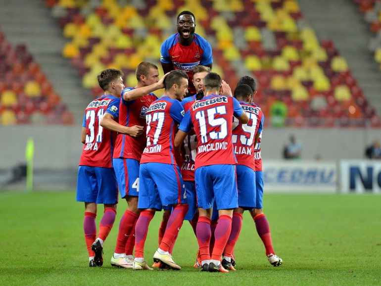 Poze Fotbal Club FCSB - FC Politehnica Iași