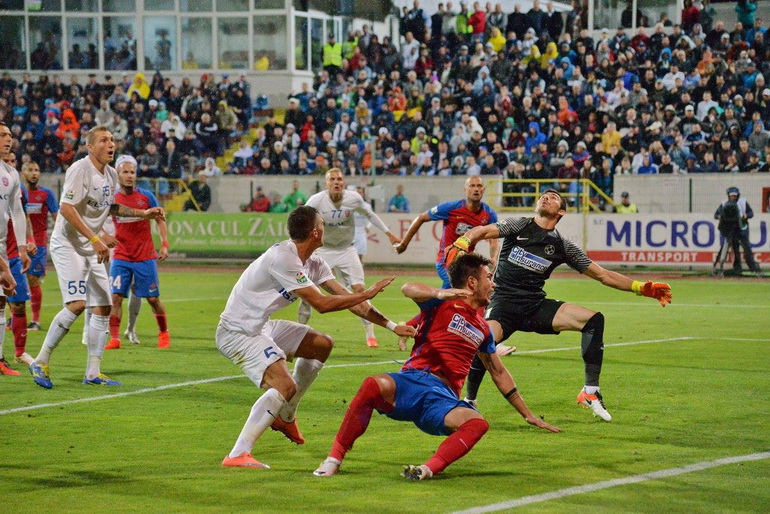 Poze FC Botoșani - Fotbal Club FCSB