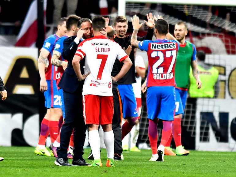 Poze Fotbal Club FCSB - Dinamo București