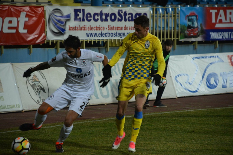 Poze Gaz metan Mediaș - Juventus București
