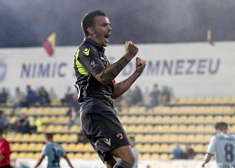 Poze Juventus București - Dinamo București