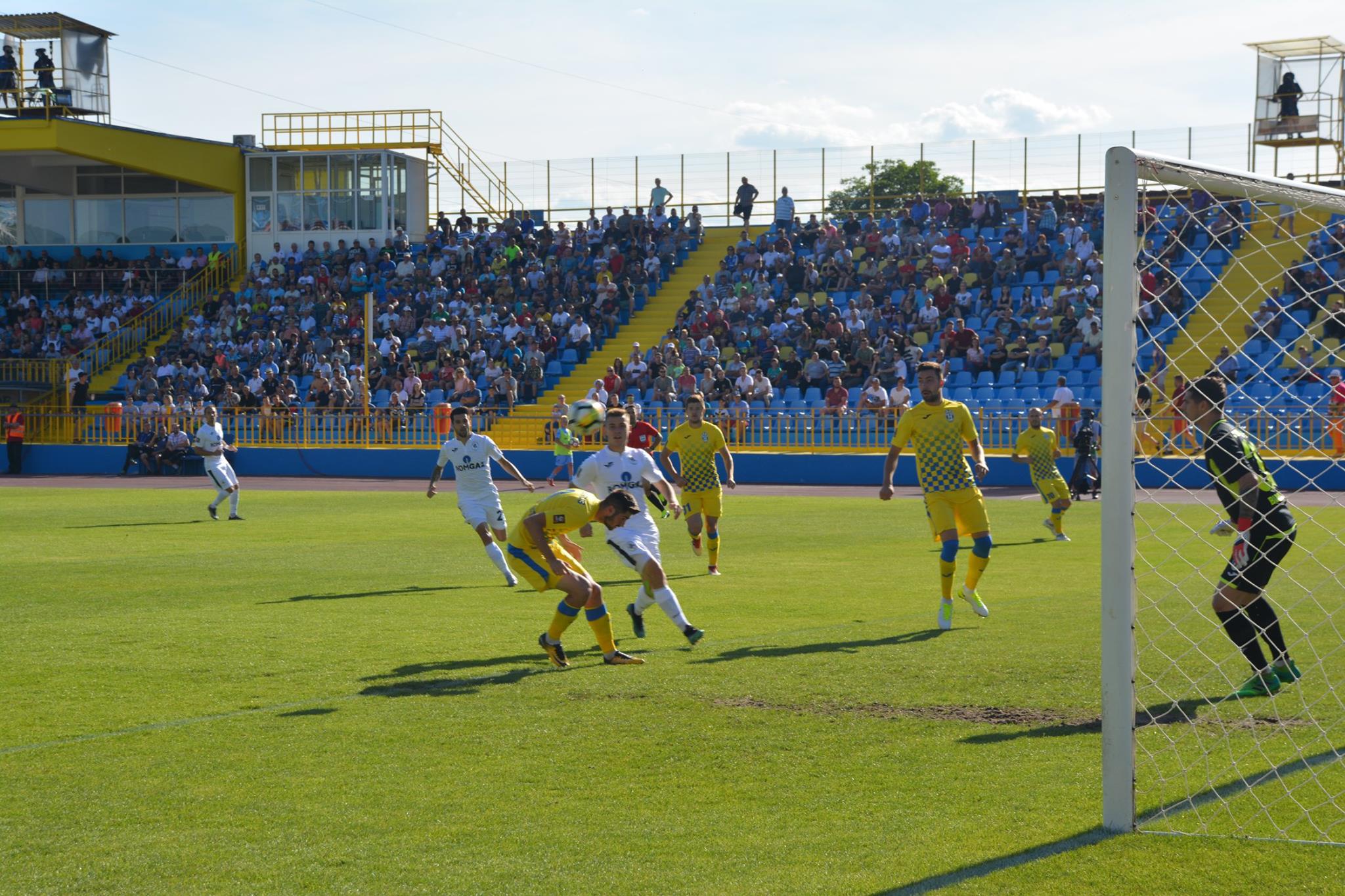 Poze Gaz metan Mediaș - Juventus București