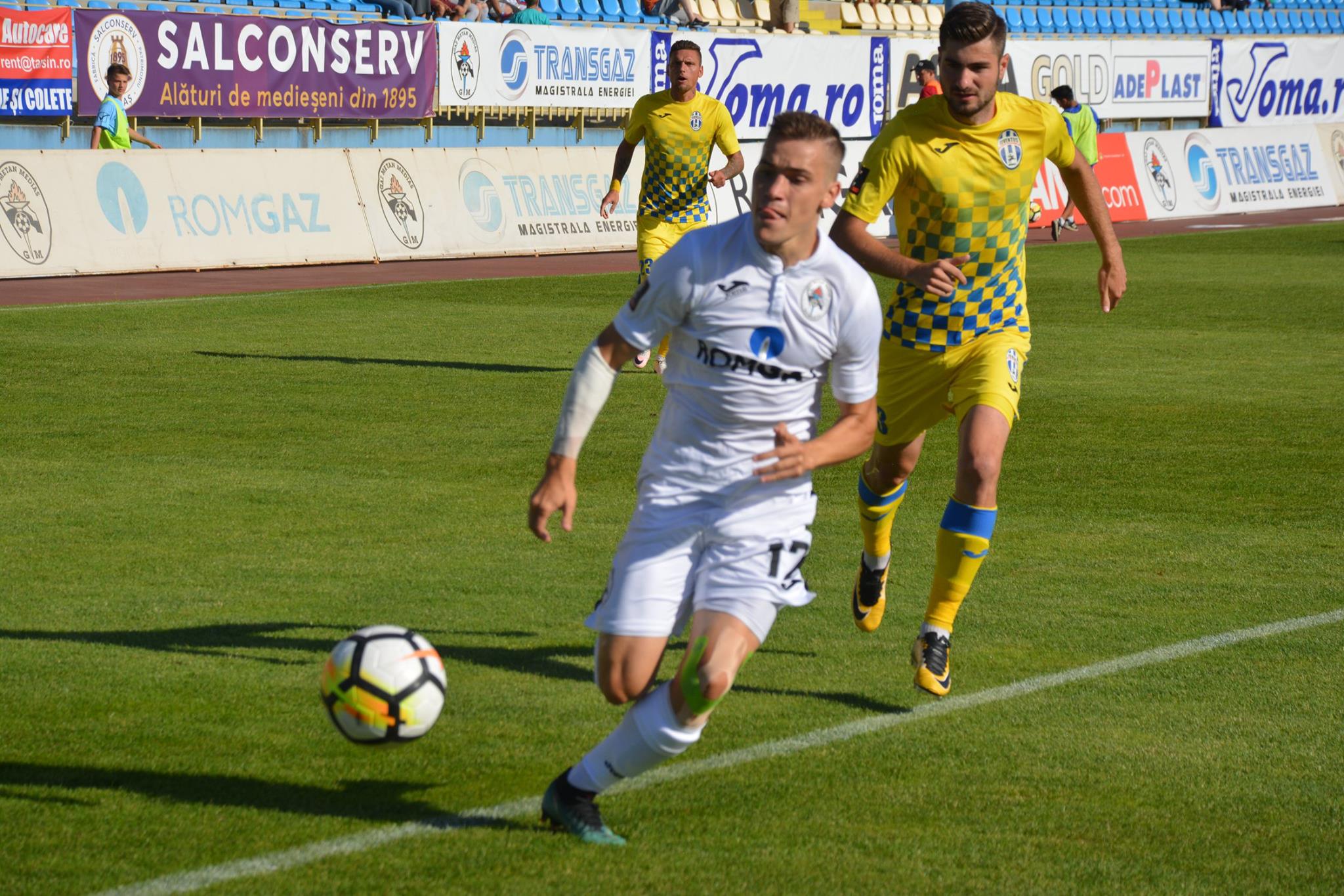 Poze Gaz metan Mediaș - Juventus București