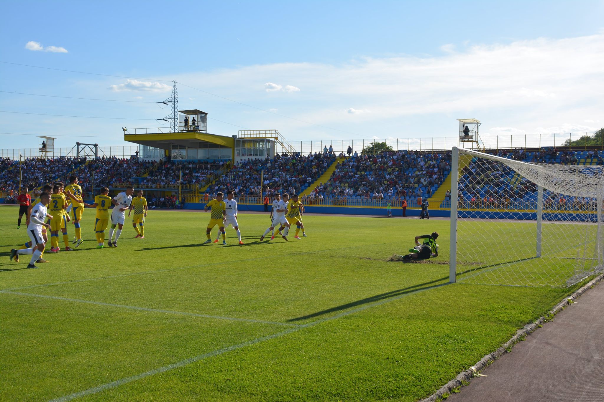 Poze Gaz metan Mediaș - Juventus București