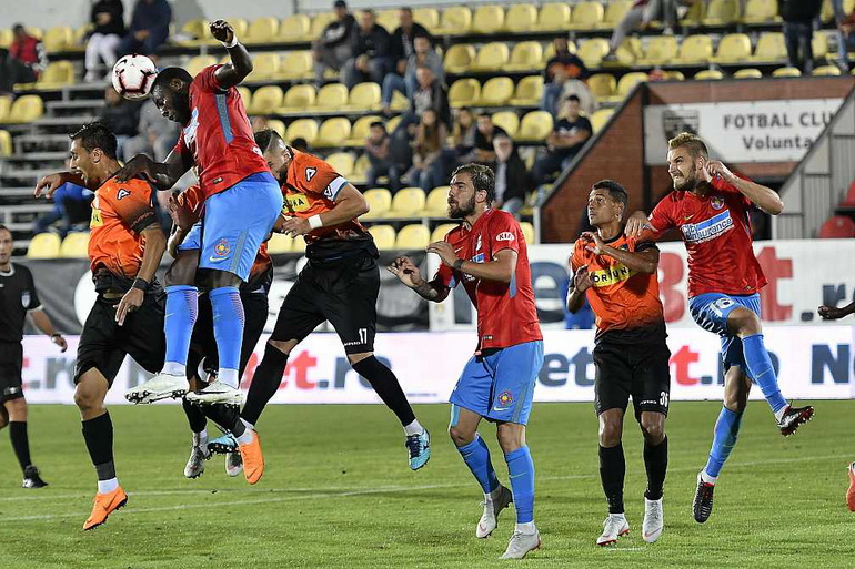 Poze Fotbal Club FCSB - Dunărea Călărași