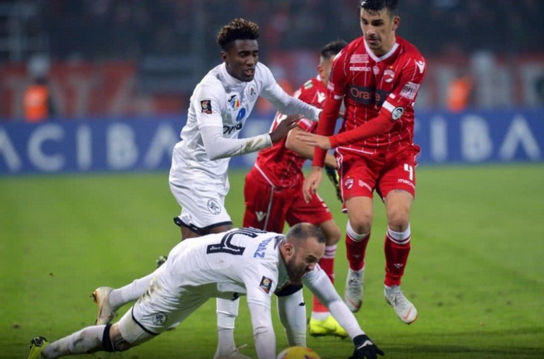 Poze Dinamo București - Gaz metan Mediaș