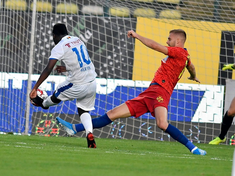 Poze Fotbal Club FCSB - FC Botoșani