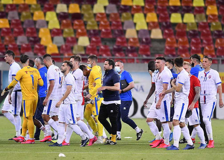 Poze Fotbal Club FCSB - FC Botoșani