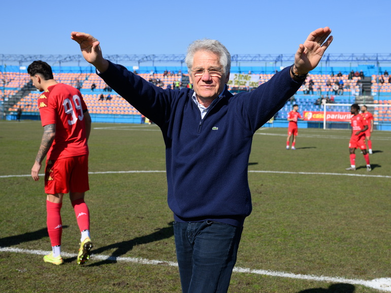 Poza Ladislau BÖLÖNI