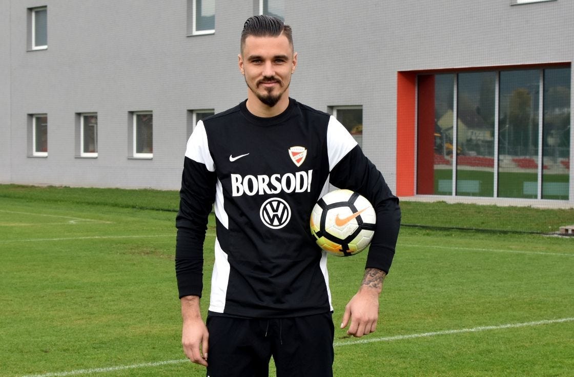 Poza Ihor Yuriyovych LYTOVKA