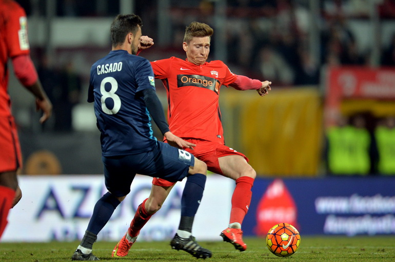 Poza Kaj Leo í BARTALSSTOVU