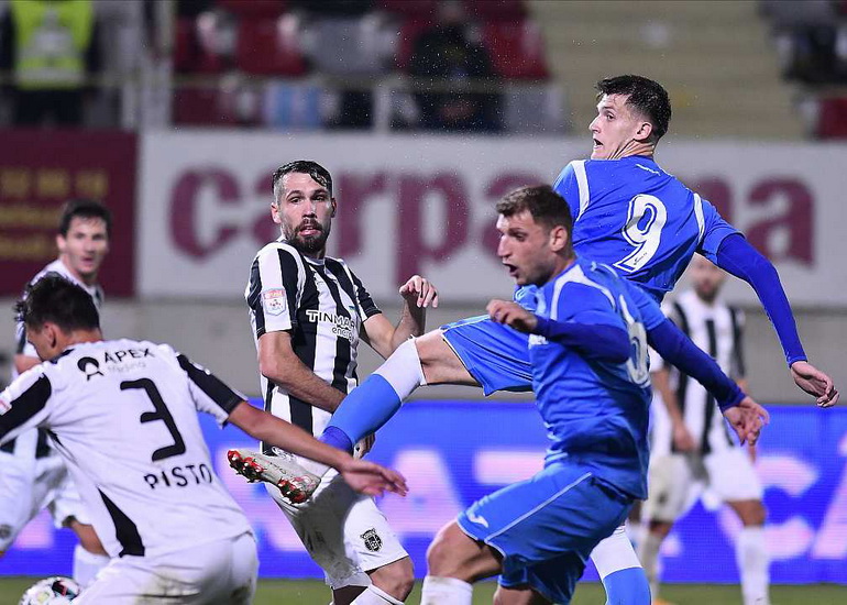 Poza Dženan ZAJMOVIĆ