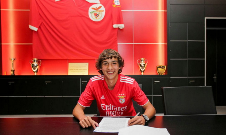 Poza Miguel Estefano CONSTANTINESCU