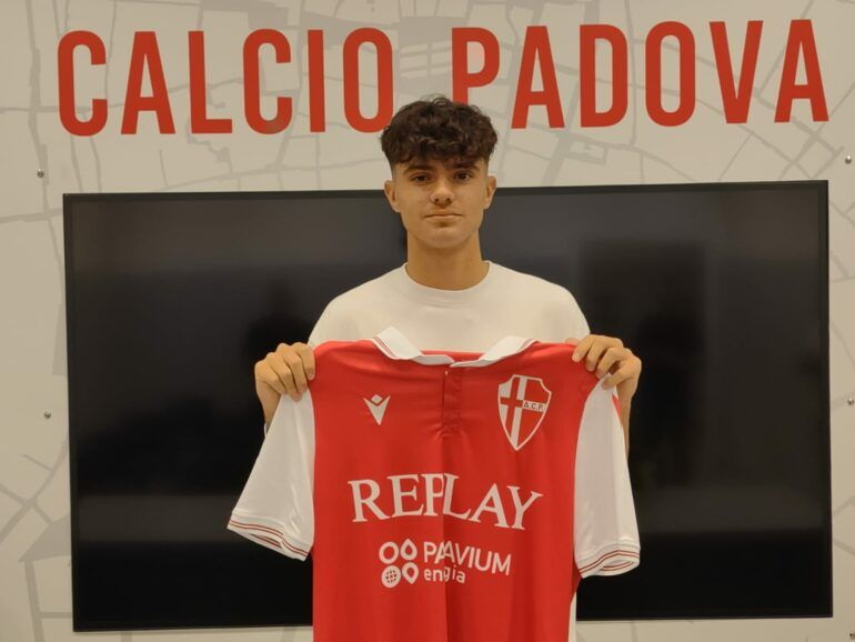 Poza Alex Milian ADAMCSIK